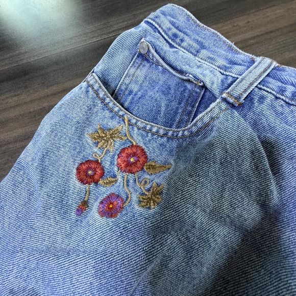 Y2K No Boundaries Embroidered Floral Jeans Juniors Size 13 Light Wash Denim - Picture 4 of 5